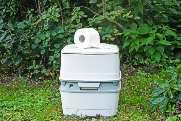 Best Portable toilet rental cost  in Valle Vista, CA